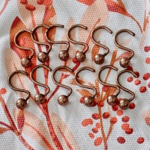 Southern Living Floral White Orange Red Jardin Shower Curtain 72X72 + 12 Hooks